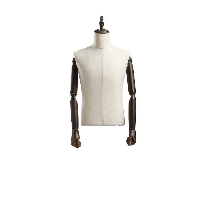 Street-Style Halbkörper-Mann-Modell mit natürlicher Körperkurve für Modegeschäfte